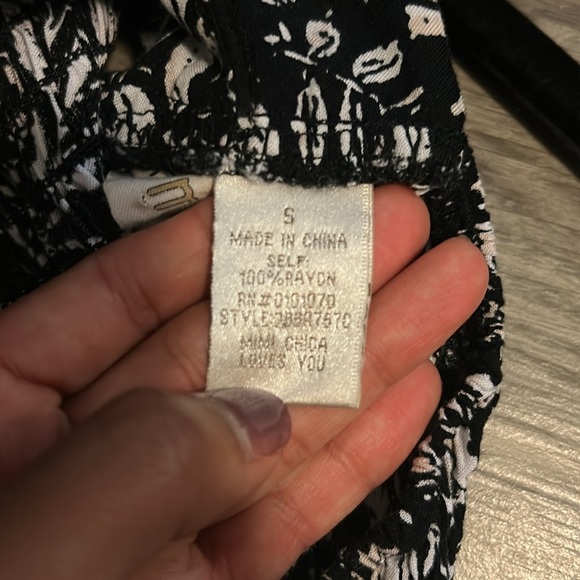 Mimi Chica Sleeveless Black Floral Dress size S - Picture 3 of 8